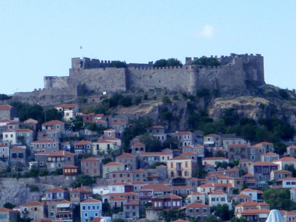V. Molova, Molyvos, Lesvos Villa Mythimna Exterior photo